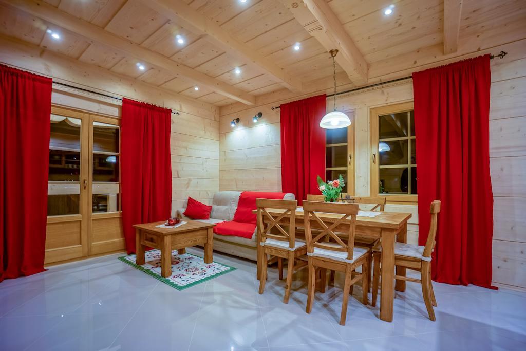 Domek Goralski Symek Poronin Rom bilde